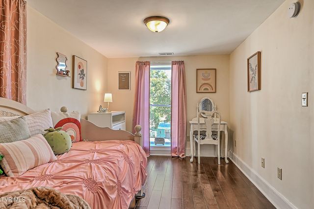 217 South Irish Street, Greeneville, TN 37743