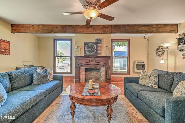 217 South Irish Street, Greeneville, TN 37743