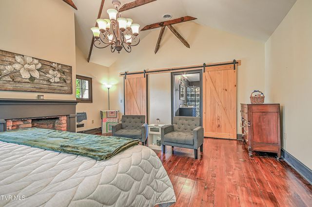 217 South Irish Street, Greeneville, TN 37743