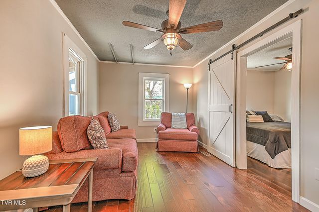 217 South Irish Street, Greeneville, TN 37743