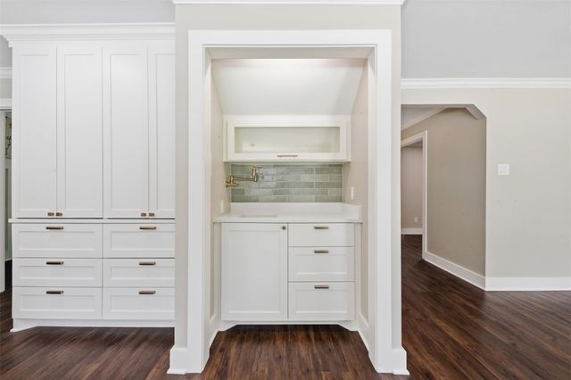 3106 Cedar Knolls Drive, Kingwood, TX 77339