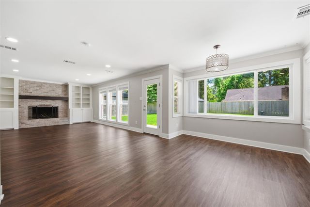 3106 Cedar Knolls Drive, Kingwood, TX 77339