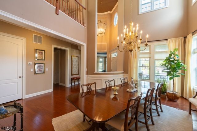19 Betsy Ross Dr, Warren Twp., NJ 07059