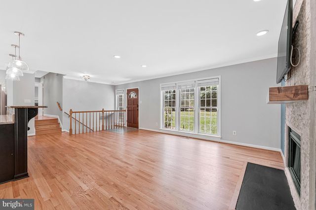 1008 PARK ST SE, Vienna, VA 22180