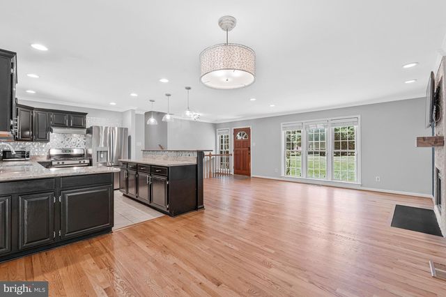 1008 PARK ST SE, Vienna, VA 22180