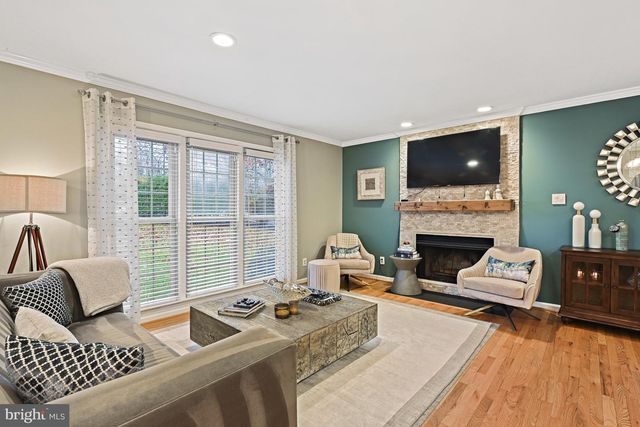 1008 PARK ST SE, Vienna, VA 22180