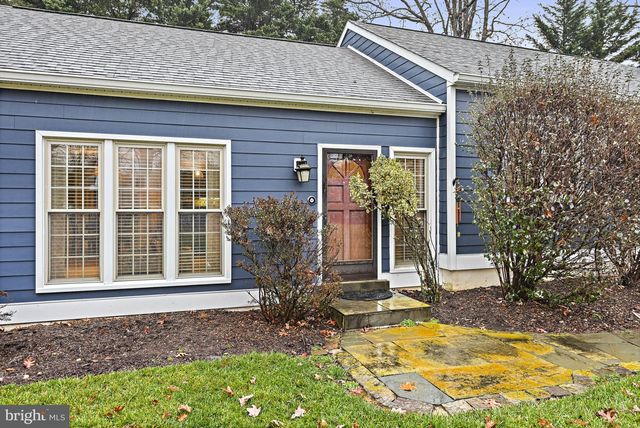 1008 PARK ST SE, Vienna, VA 22180