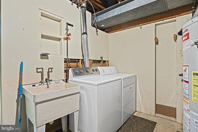 1008 PARK ST SE, Vienna, VA 22180