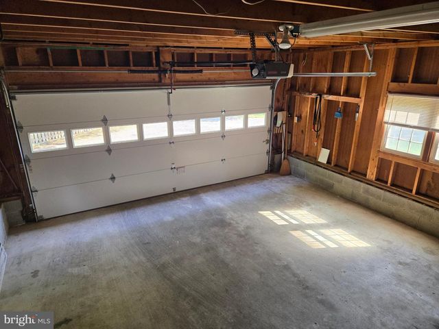 1008 PARK ST SE, Vienna, VA 22180