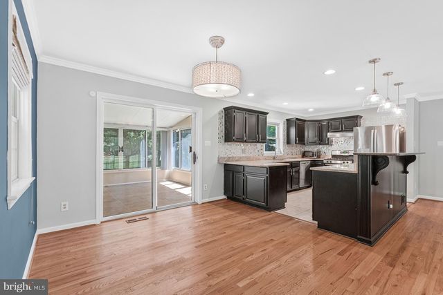 1008 PARK ST SE, Vienna, VA 22180