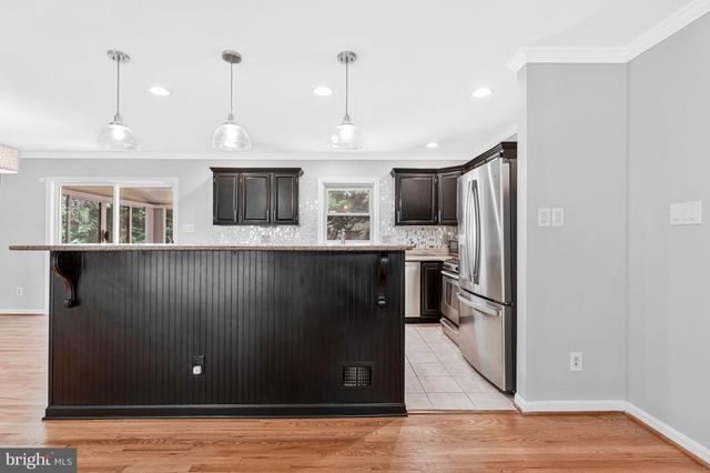 1008 PARK ST SE, Vienna, VA 22180
