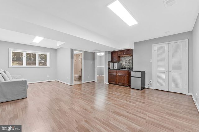 1008 PARK ST SE, Vienna, VA 22180