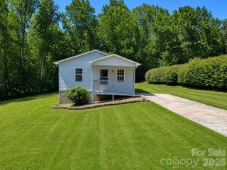 4843 Mayfield Drive, Granite Falls, NC 28630