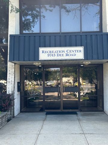 9128 W Terrace Drive 1N, Niles, IL 60714