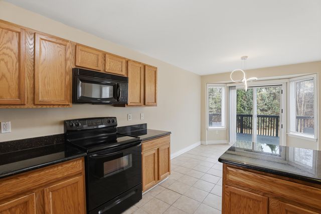 35900 Abbey Drive, Romulus, MI 48174