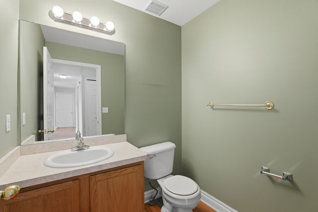 35900 Abbey Drive, Romulus, MI 48174