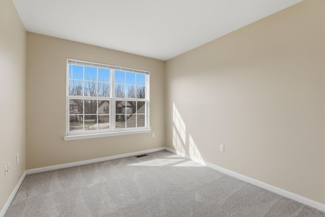 35900 Abbey Drive, Romulus, MI 48174