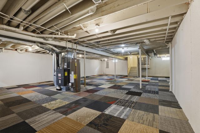 35900 Abbey Drive, Romulus, MI 48174