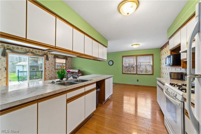 3869 Dayton Avenue, Lorain, OH 44052