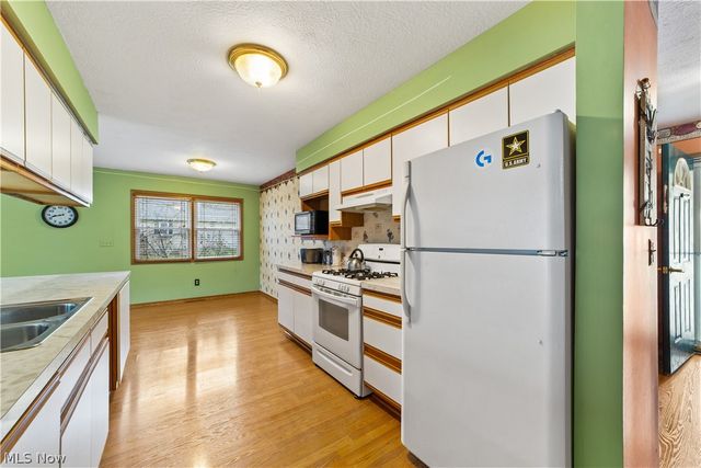 3869 Dayton Avenue, Lorain, OH 44052
