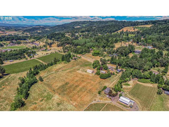 27100 Ne BELL Rd, Newberg, OR 97132