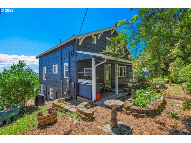 27100 Ne BELL Rd, Newberg, OR 97132