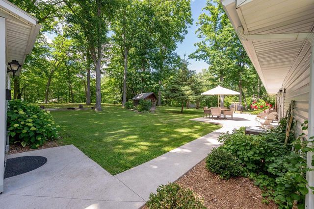 2734 PIONEER DRIVE, Green Bay, WI 54313