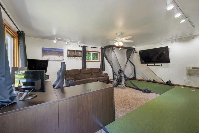 2734 PIONEER DRIVE, Green Bay, WI 54313