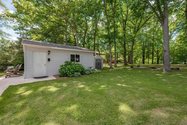 2734 PIONEER DRIVE, Green Bay, WI 54313