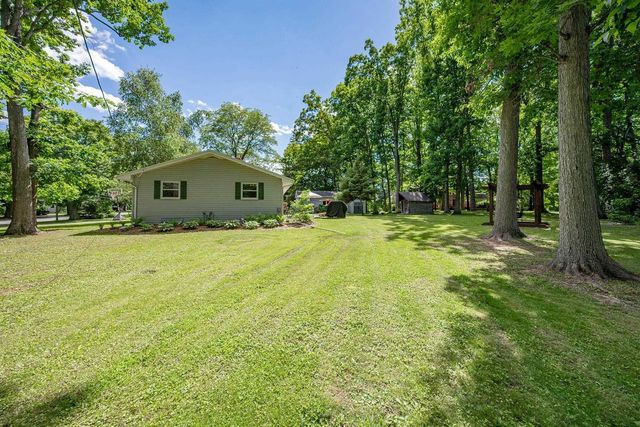 2734 PIONEER DRIVE, Green Bay, WI 54313
