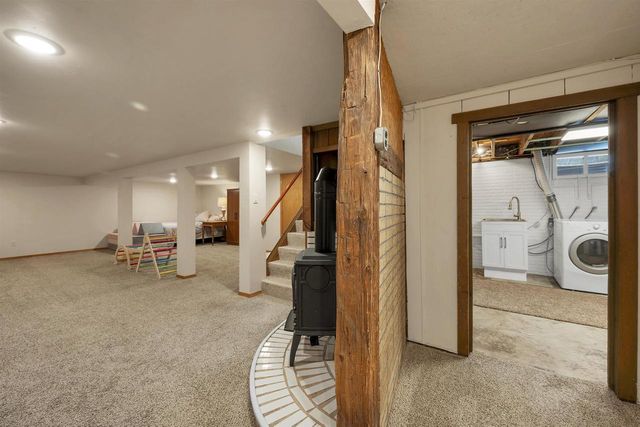 2734 PIONEER DRIVE, Green Bay, WI 54313