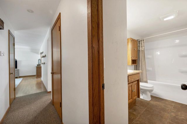 2734 PIONEER DRIVE, Green Bay, WI 54313
