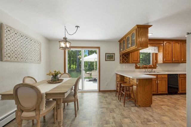 2734 PIONEER DRIVE, Green Bay, WI 54313