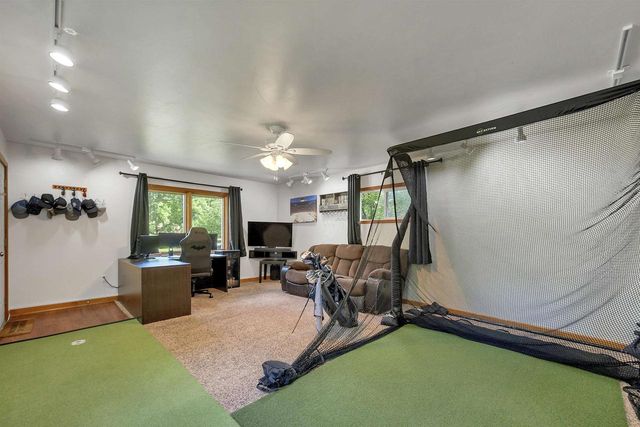 2734 PIONEER DRIVE, Green Bay, WI 54313