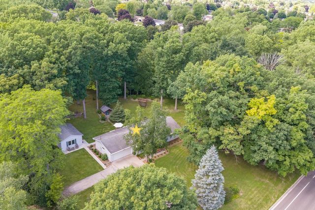 2734 PIONEER DRIVE, Green Bay, WI 54313