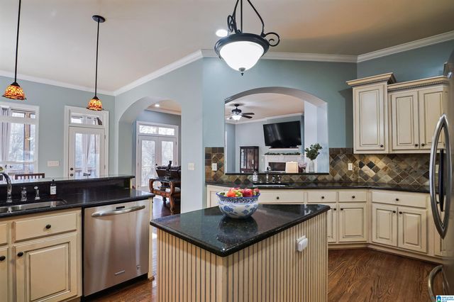 347 MCMAHON HIGHLAND ROAD, Calera, AL 35040