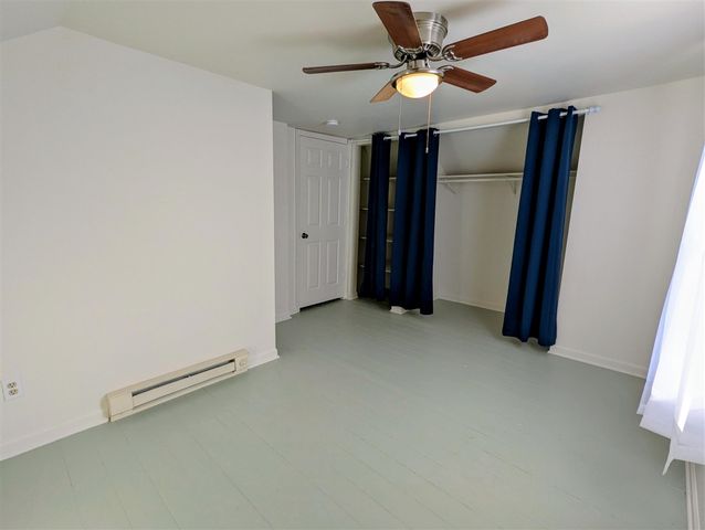 27 W Wood Street, Newaygo, MI 49337