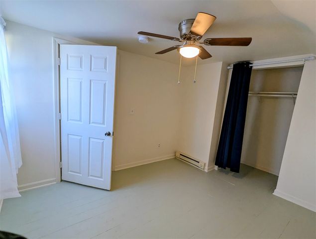 27 W Wood Street, Newaygo, MI 49337