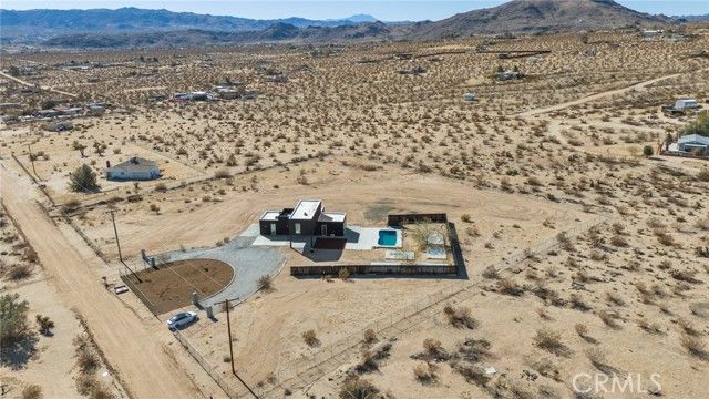 3460 Stonehill Avenue, Joshua Tree, CA 92252