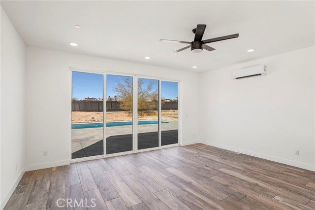 3460 Stonehill Avenue, Joshua Tree, CA 92252