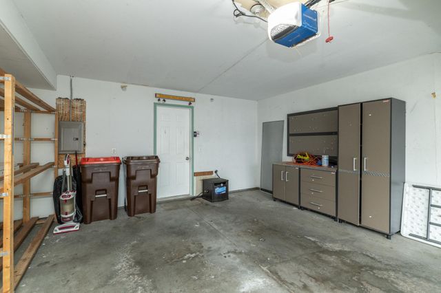 6822 Benton Circle 37, Inver Grove Heights, MN 55076