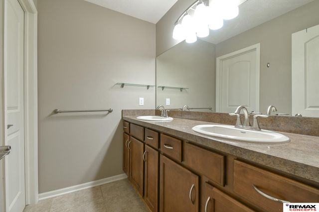 3814 Pablo Lane, Lincoln, NE 68516