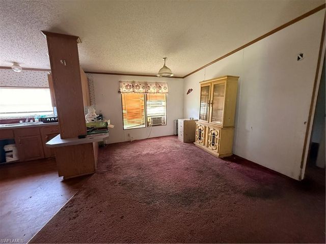 1405 Shanon LN, Clewiston, FL 33440