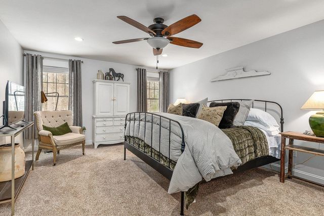 24 Drinkwater Road, Exeter, NH 03833