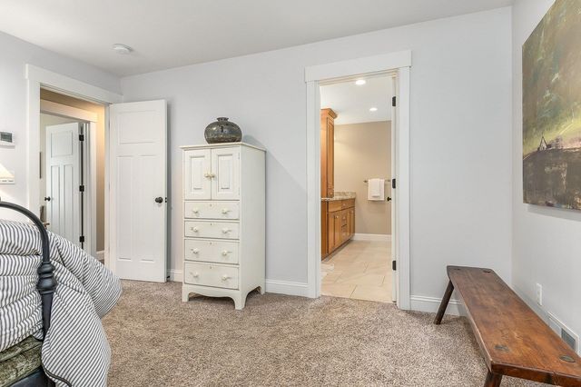 24 Drinkwater Road, Exeter, NH 03833