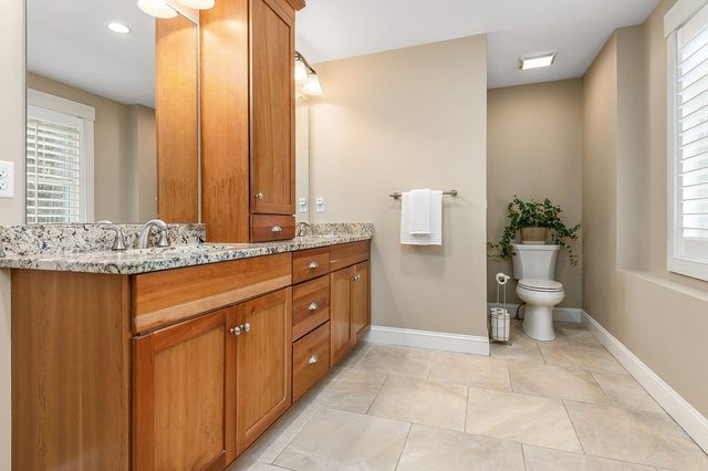 24 Drinkwater Road, Exeter, NH 03833