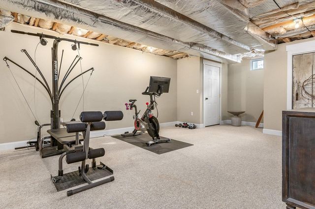 24 Drinkwater Road, Exeter, NH 03833