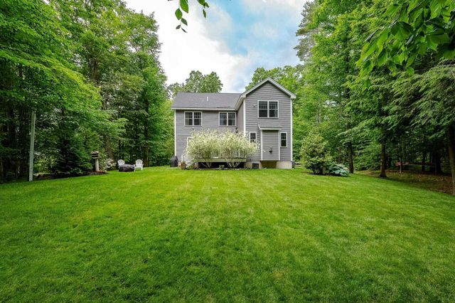 24 Drinkwater Road, Exeter, NH 03833