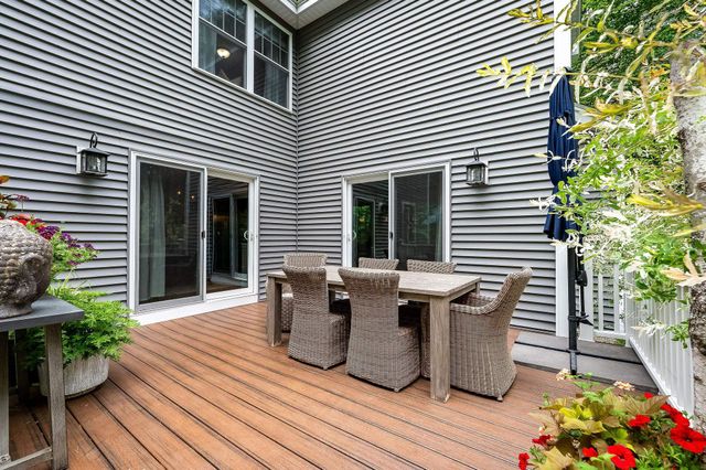 24 Drinkwater Road, Exeter, NH 03833