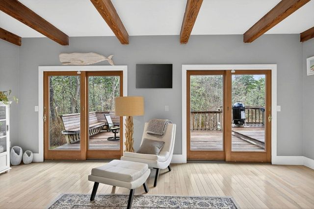 4 Skipper Shea Ln, Harwich, MA 02645